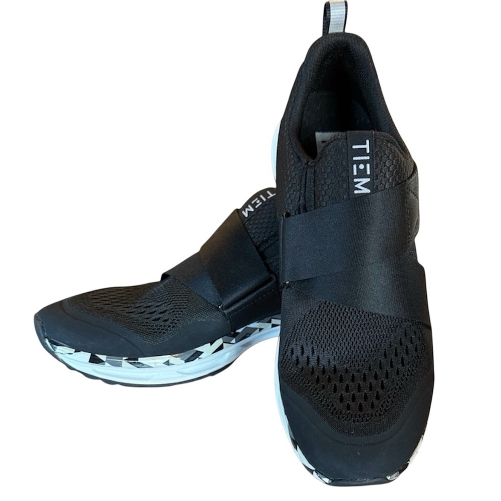 Women’s Tiem Cycling Shoes Spin size 7.5 black geo gym workout sneaker no clips